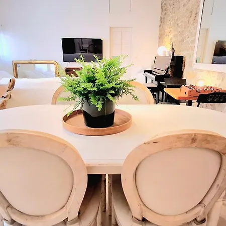 Centre-ville Appartement Nîmes