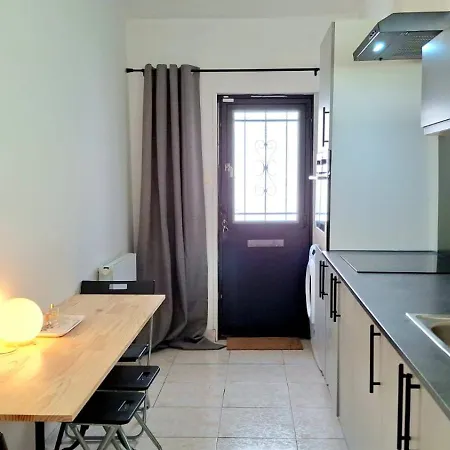 Centre-ville Appartement Nîmes