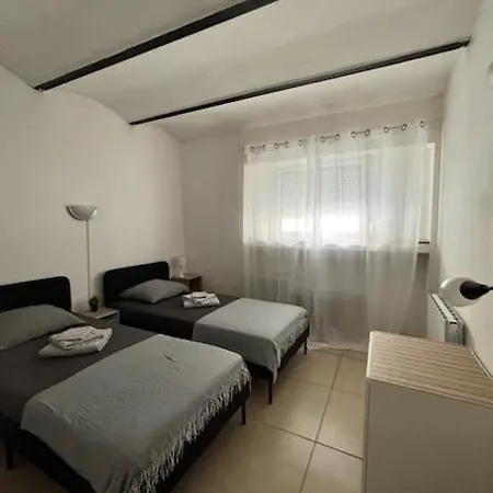 Apartment Bel 2 Au Calme Centre Arenes Nîmes