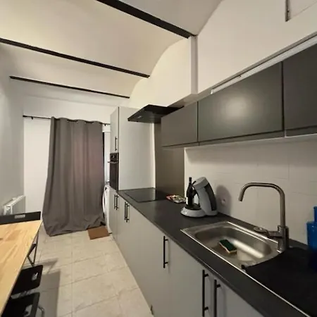 Bel 2 Au Calme Centre Arenes Apartment